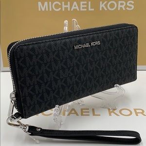 Michael Kors Jet Set Travel Continental Black